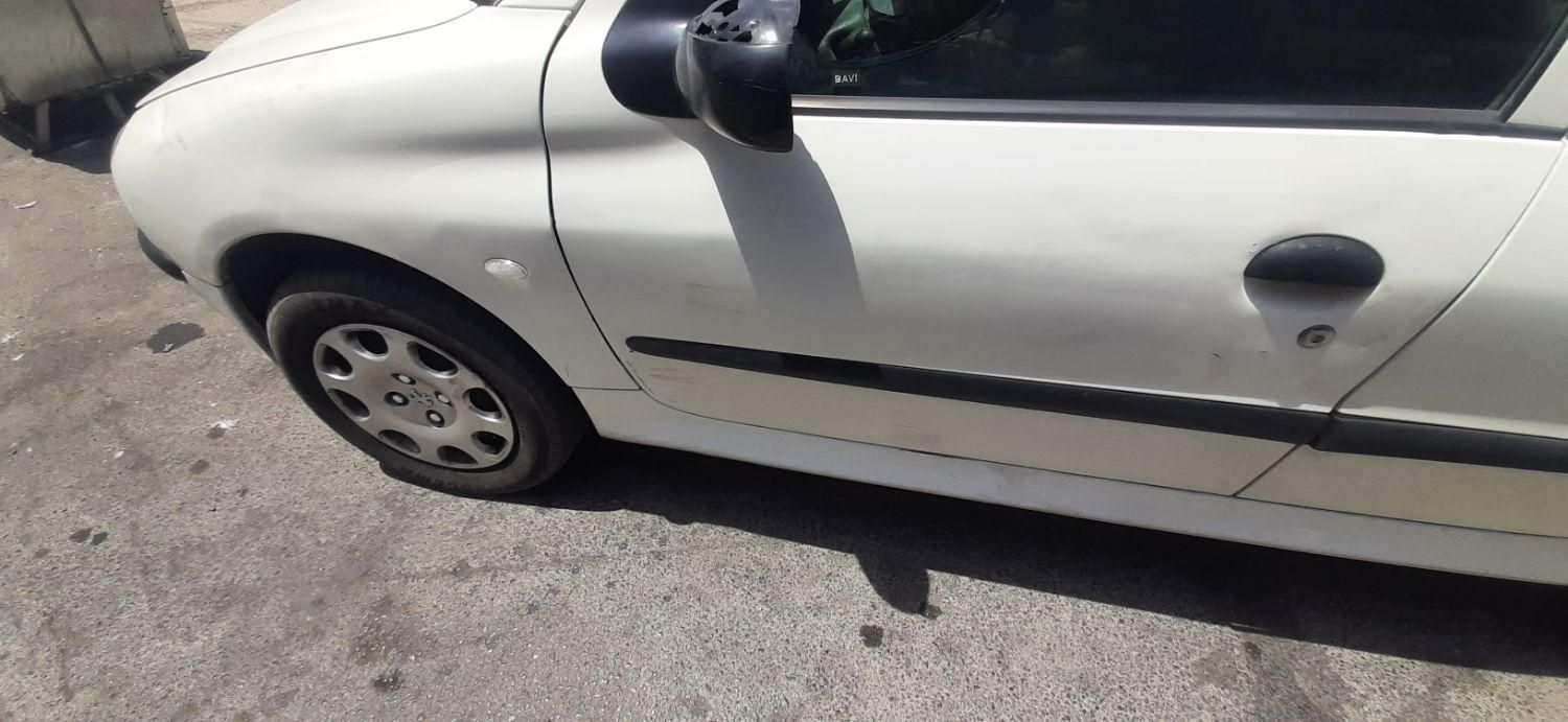 پژو ۲۰۶ صندوق دار v8 - 1389