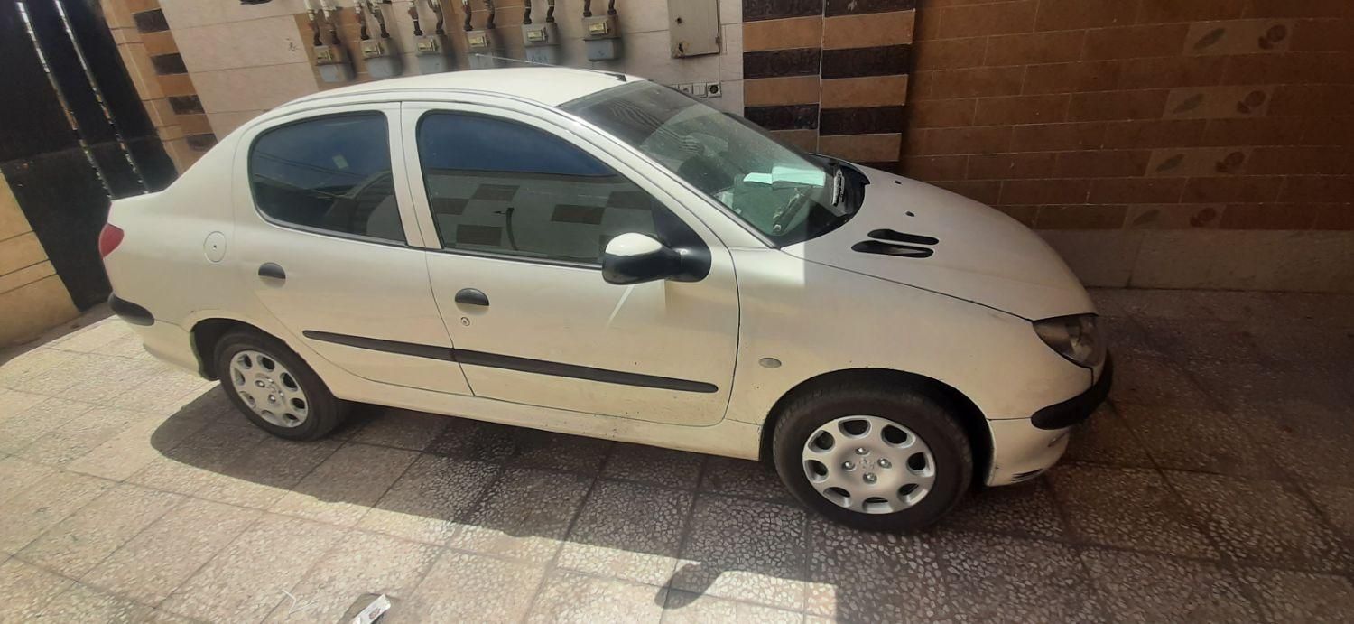 پژو ۲۰۶ صندوق دار v8 - 1389