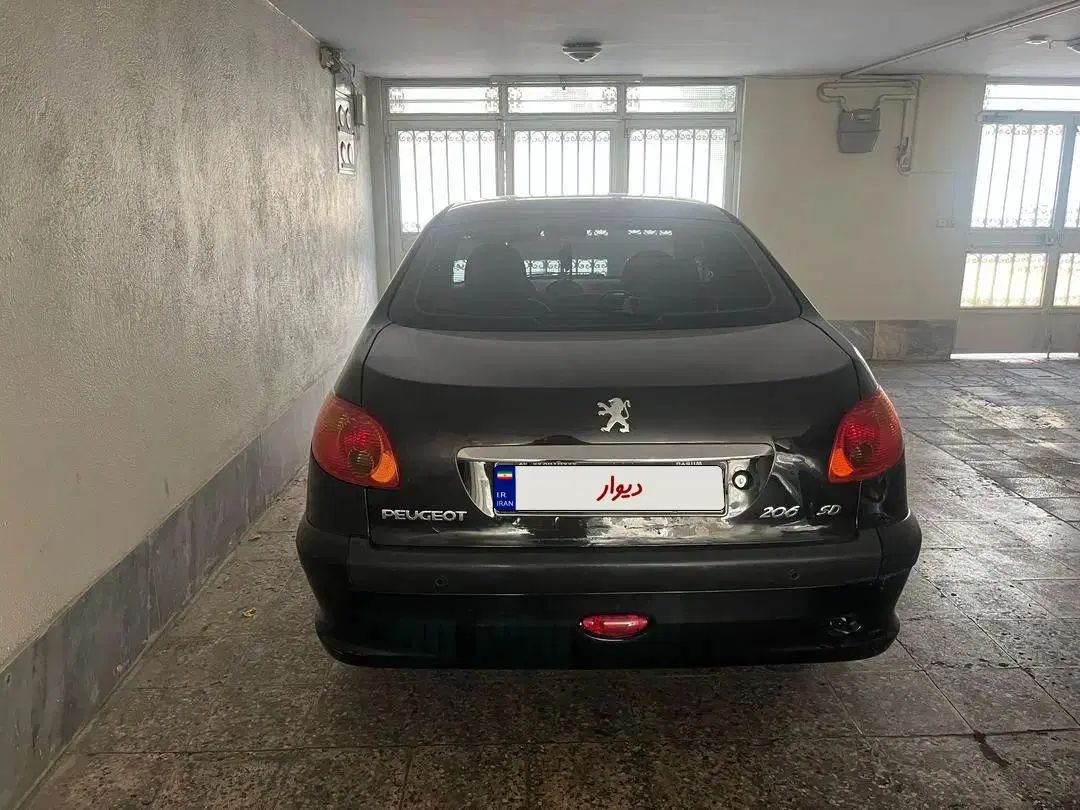 پژو ۲۰۶ صندوق دار v8 - 1393
