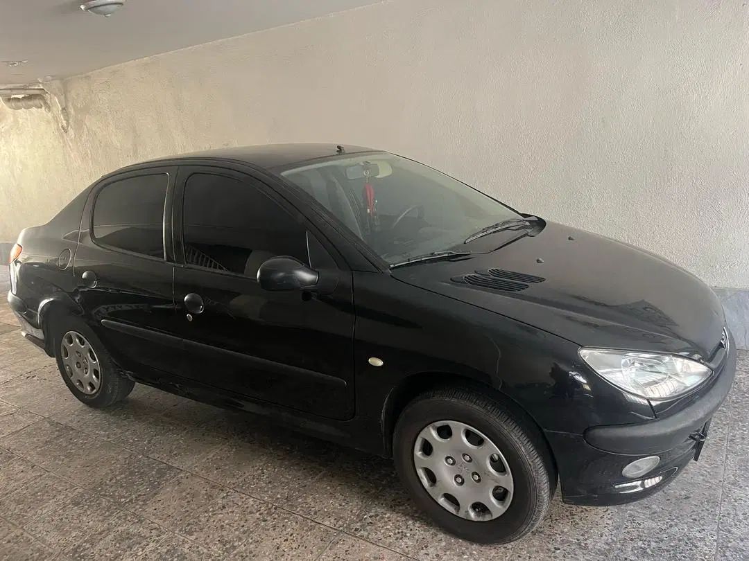 پژو ۲۰۶ صندوق دار v8 - 1393