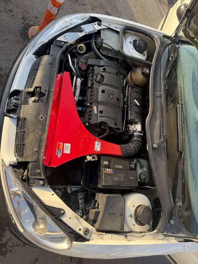 پژو ۲۰۶ صندوق دار v8 - 1390