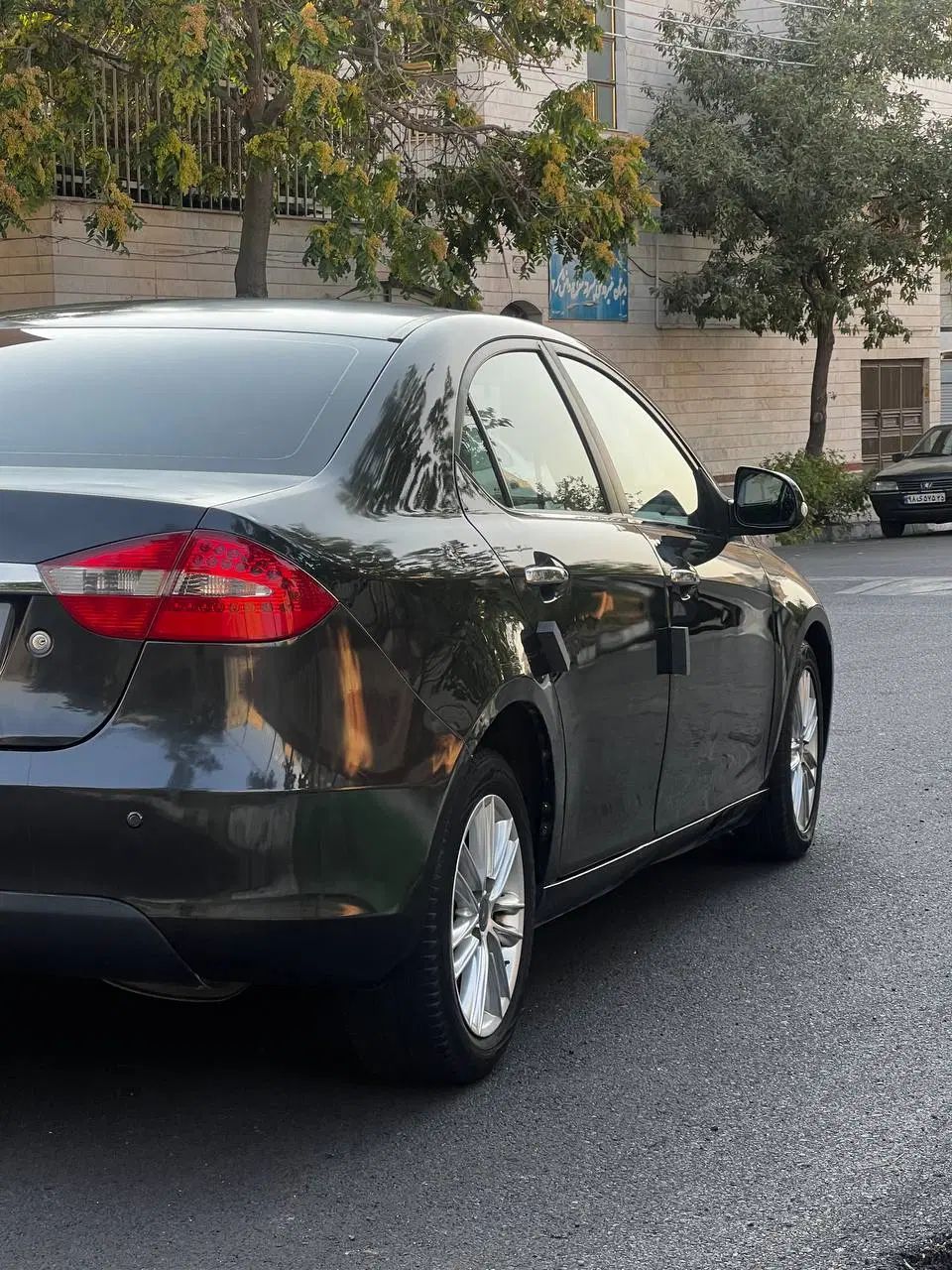 خودرو جک، J5 آگهی ann_20057763
