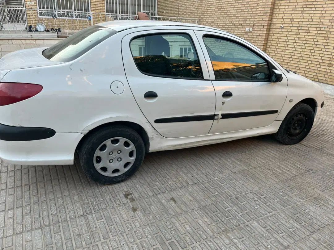 پژو ۲۰۶ صندوق دار v8 - 1386