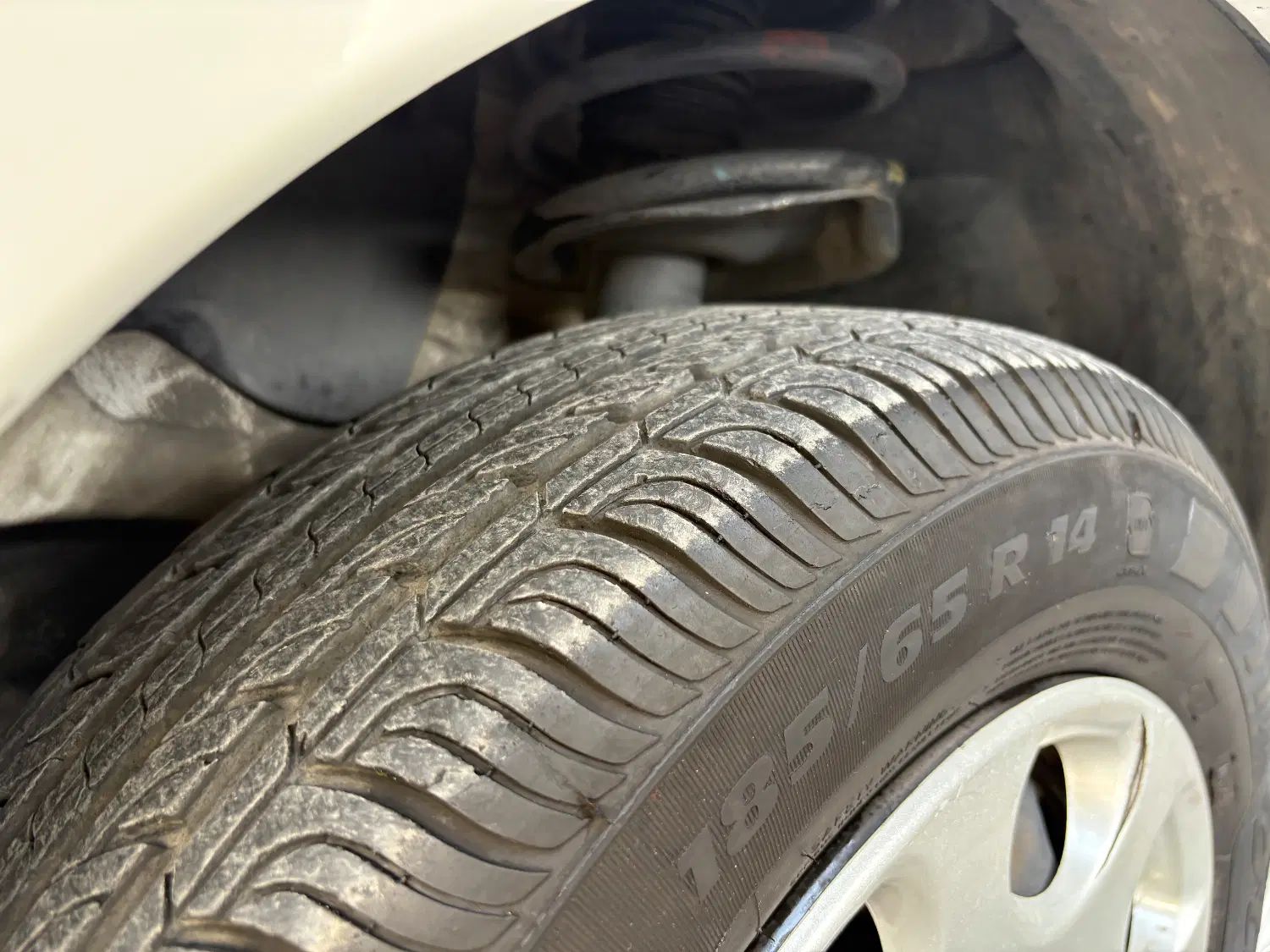 پژو ۲۰۶ صندوق دار v8 - 1397