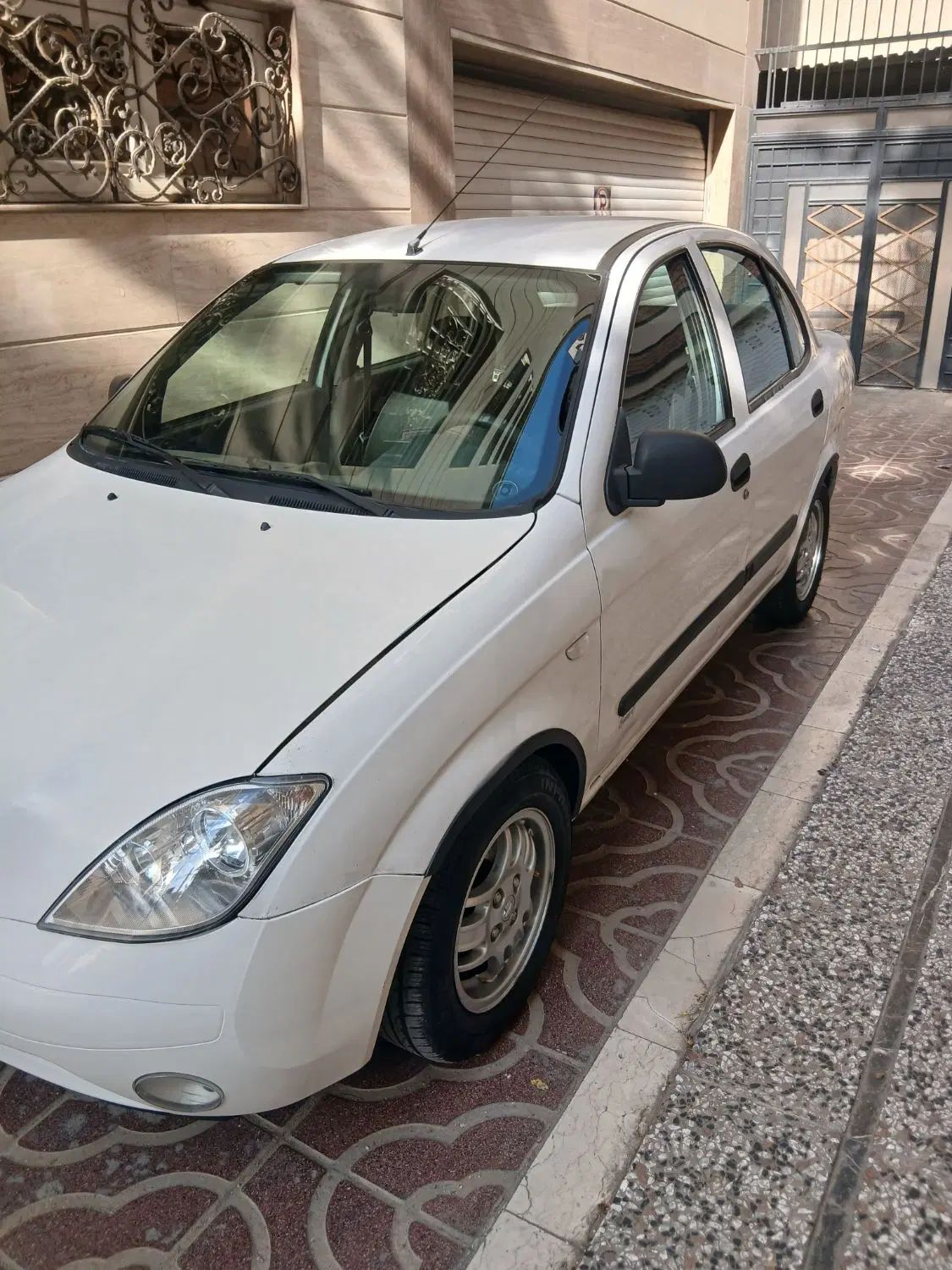 تیبا صندوق دار EX - 1393