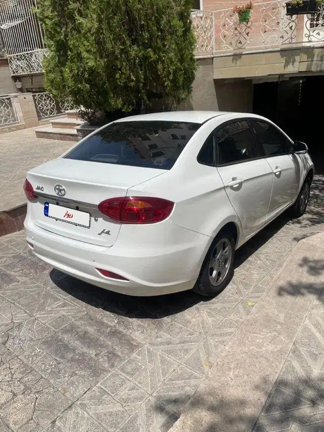 جک J4 اتوماتیک ساده - 1401