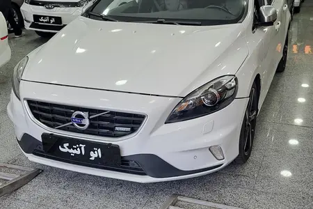 خودرو ولوو، V40 آگهی ann_20058432