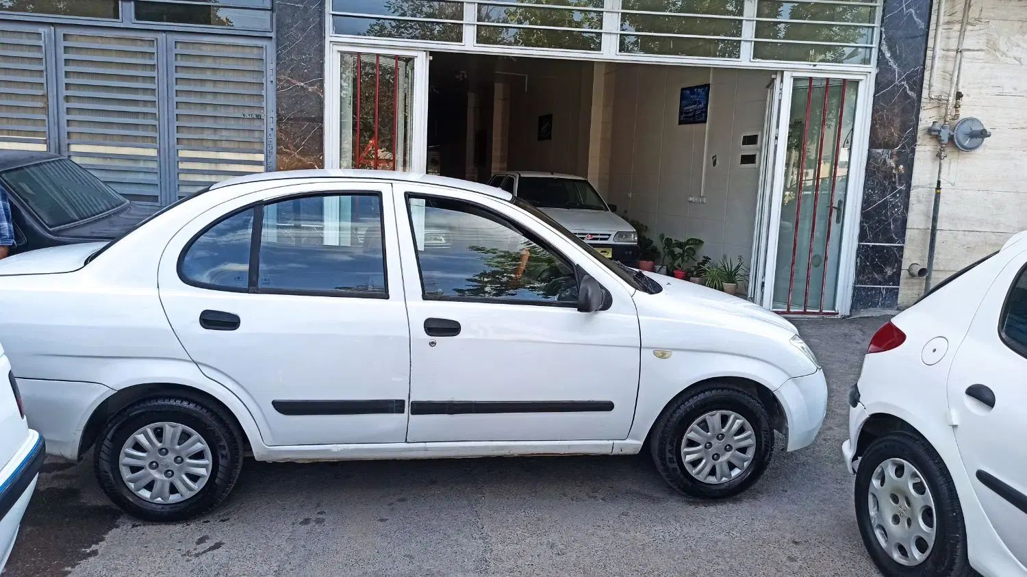 تیبا صندوق دار LX - 1390