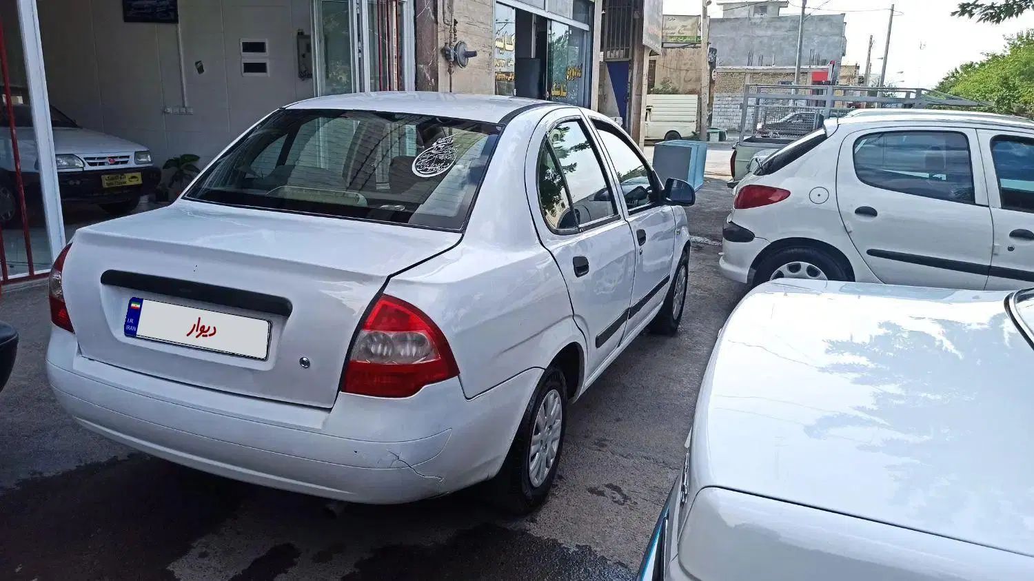 تیبا صندوق دار LX - 1390