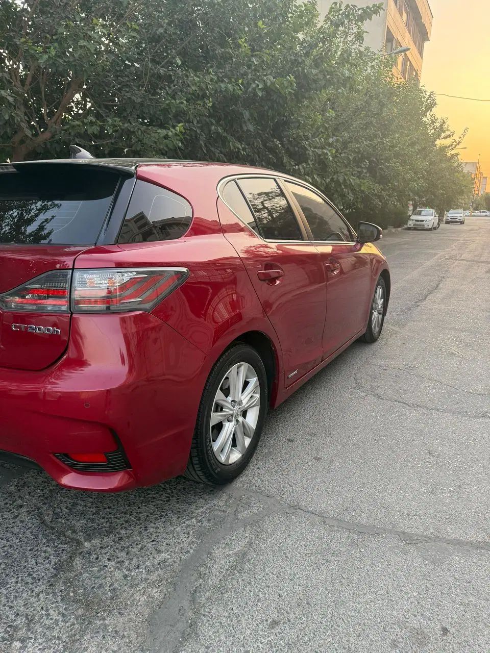 لکسوس CT 200H - 2014