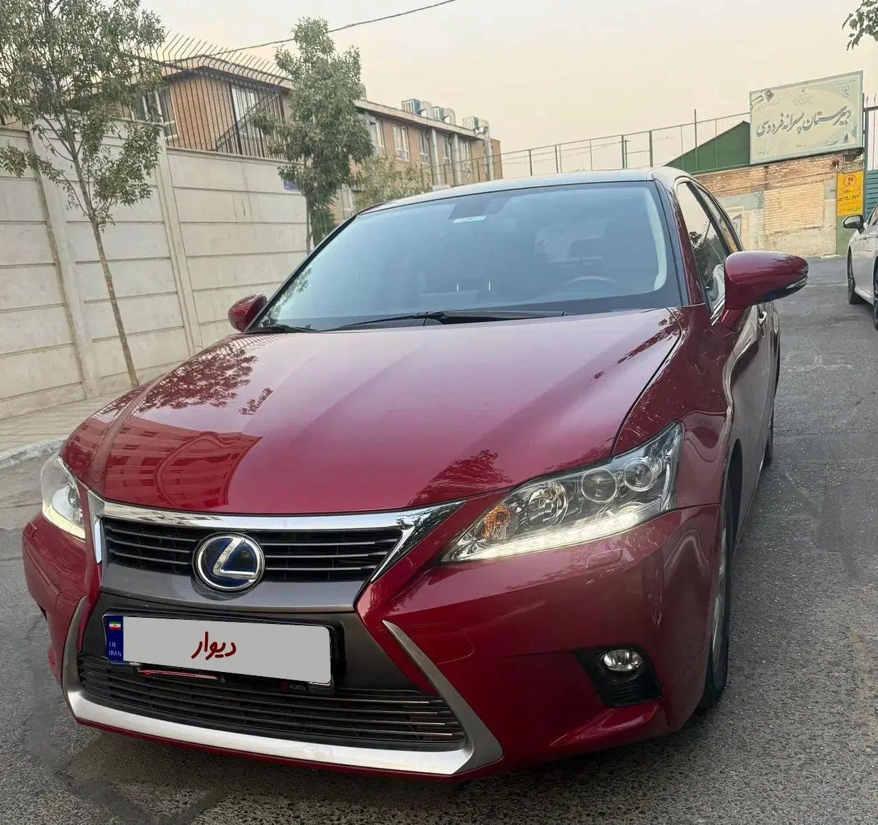 خودرو لکسوس، CT آگهی ann_20058446