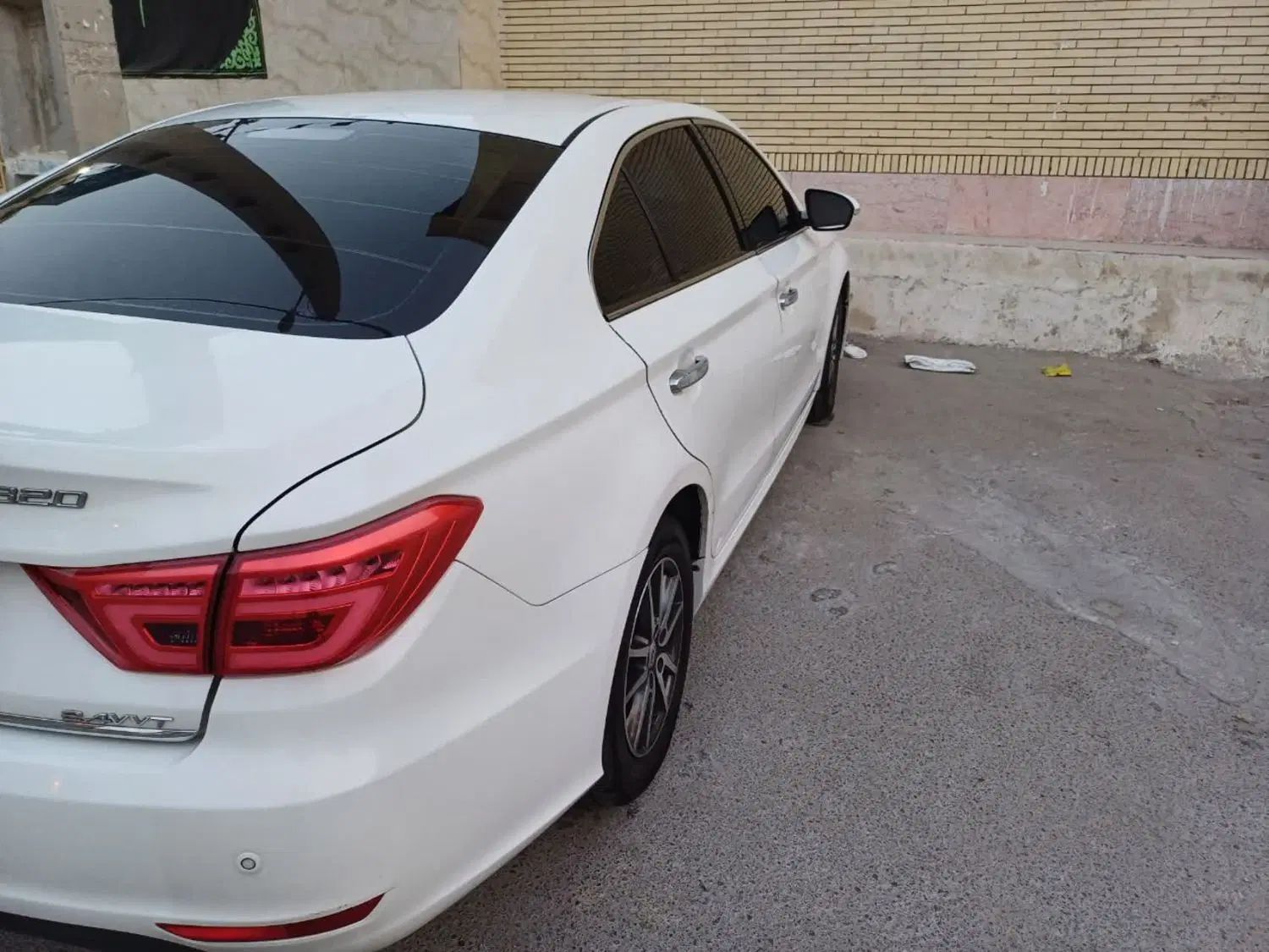 لیفان 820 اتوماتیک - 1395