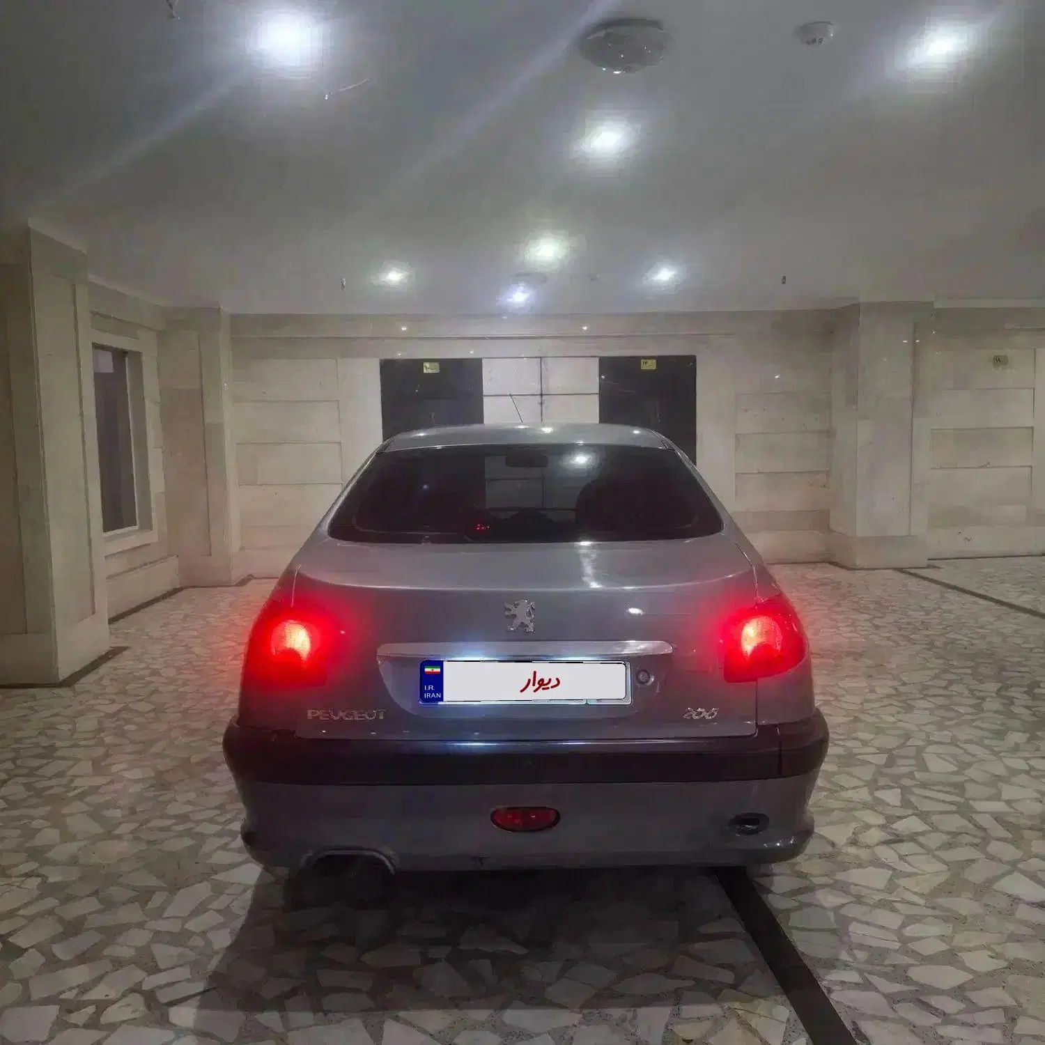 پژو ۲۰۶ صندوق دار v8 - 1390