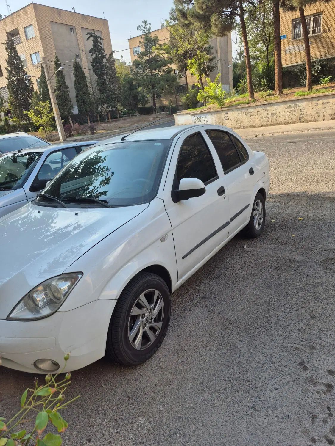 تیبا صندوق دار SX - 1398