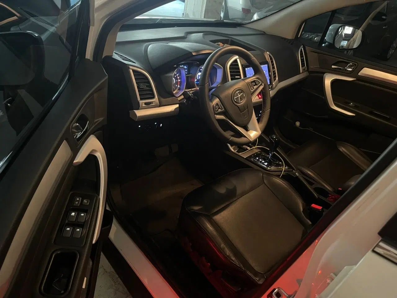 جک S3 اتوماتیک - 1402