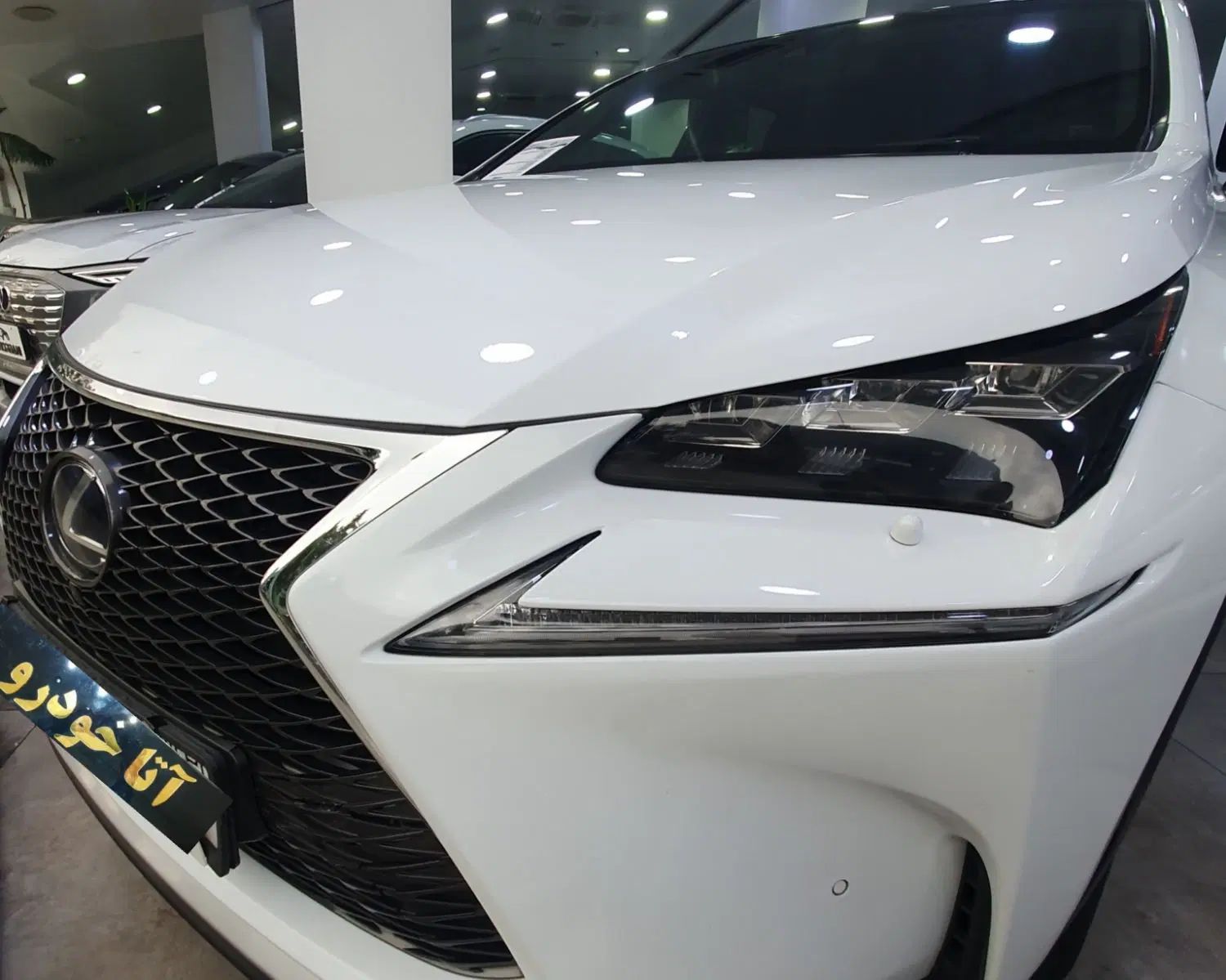 لکسوس NX هیبرید 300H Fsport - 2017