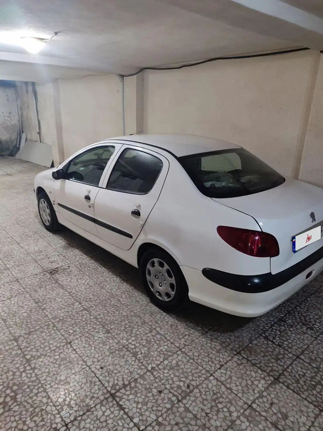 پژو ۲۰۶ صندوق دار v8 - 1393