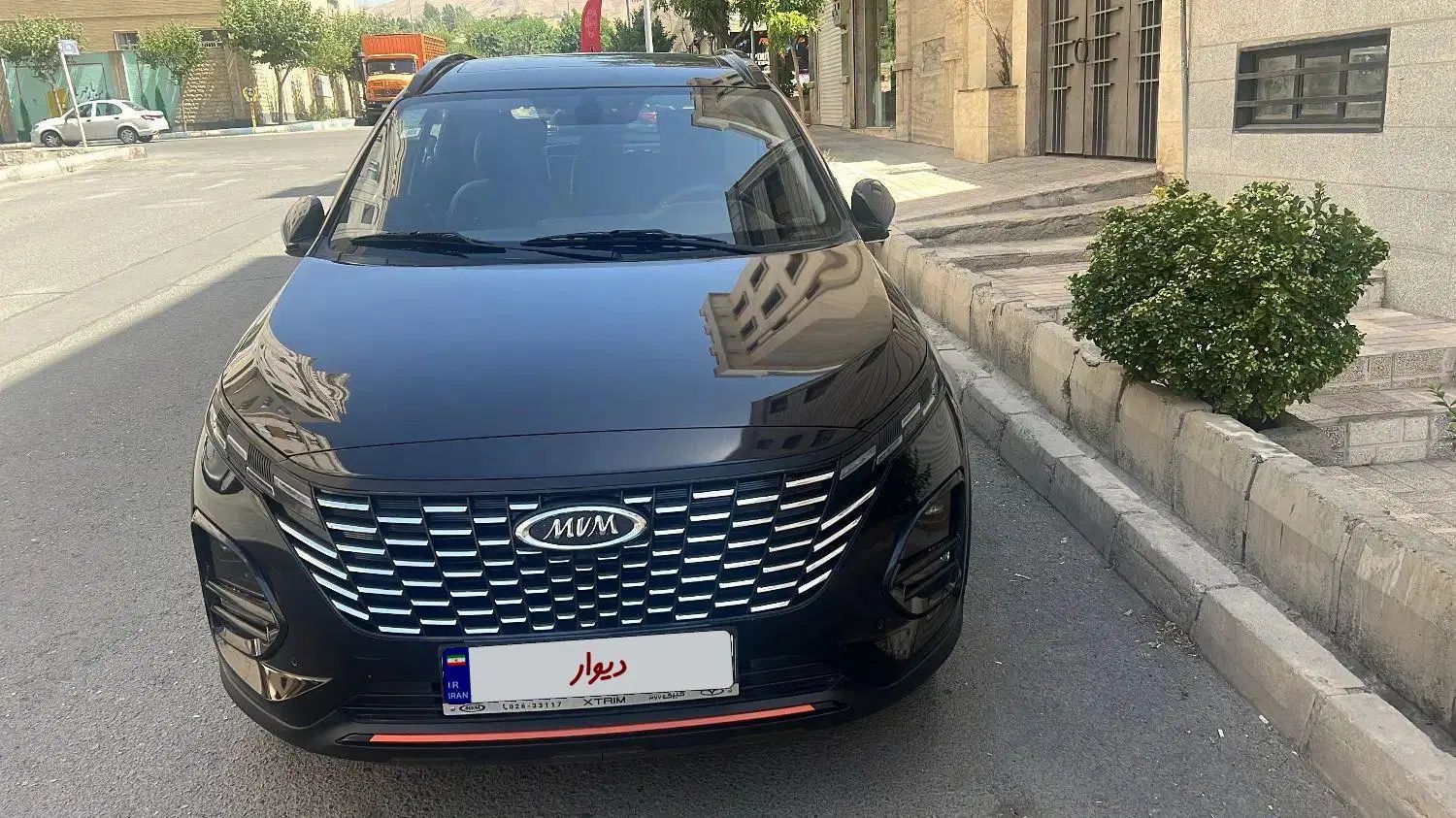 خودرو ام وی ام، X33 کراس آگهی ann_20059689