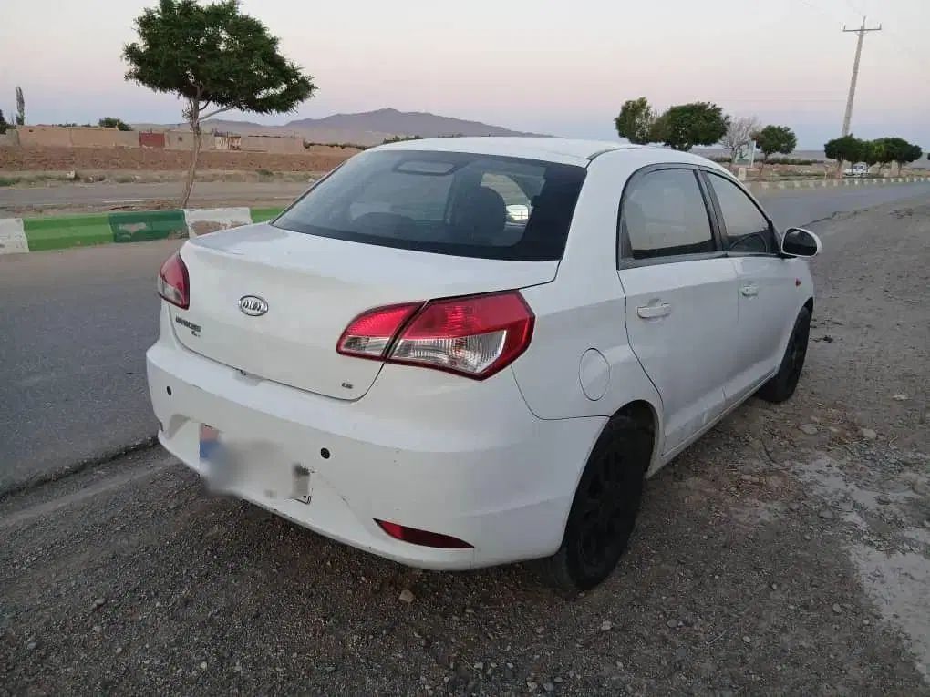 ام وی ام 315 صندوقدار ساده دنده ای - 1394