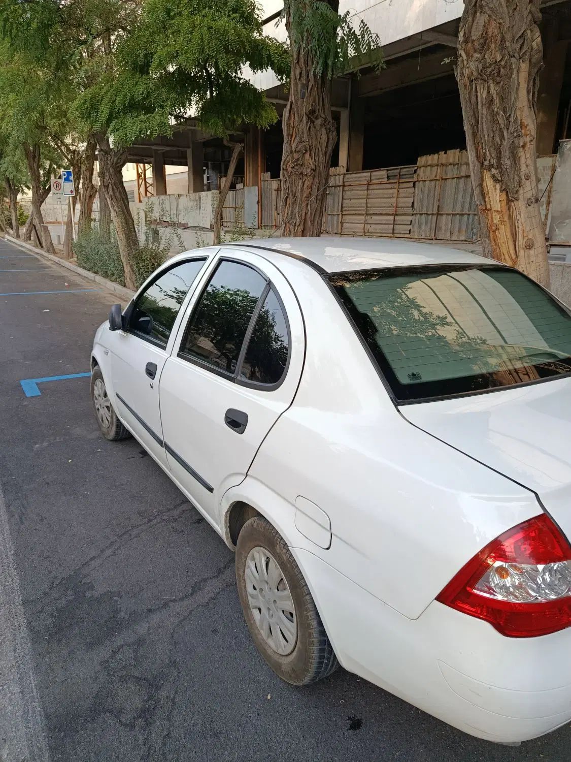 تیبا صندوق دار SX - 1396