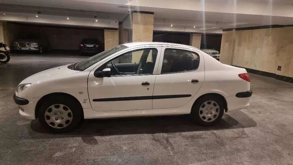 پژو ۲۰۶ صندوق دار v8 - 1399