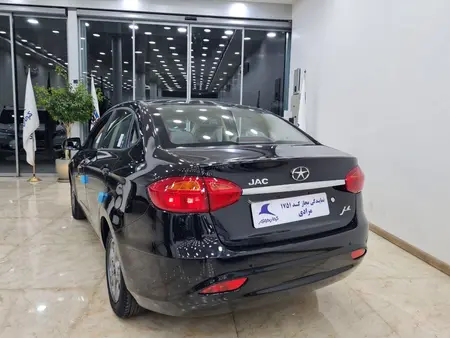جک J4 اتوماتیک ساده - 1404
