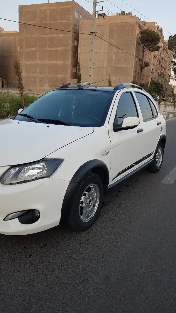 کوییک R دنده‌ای - 1401