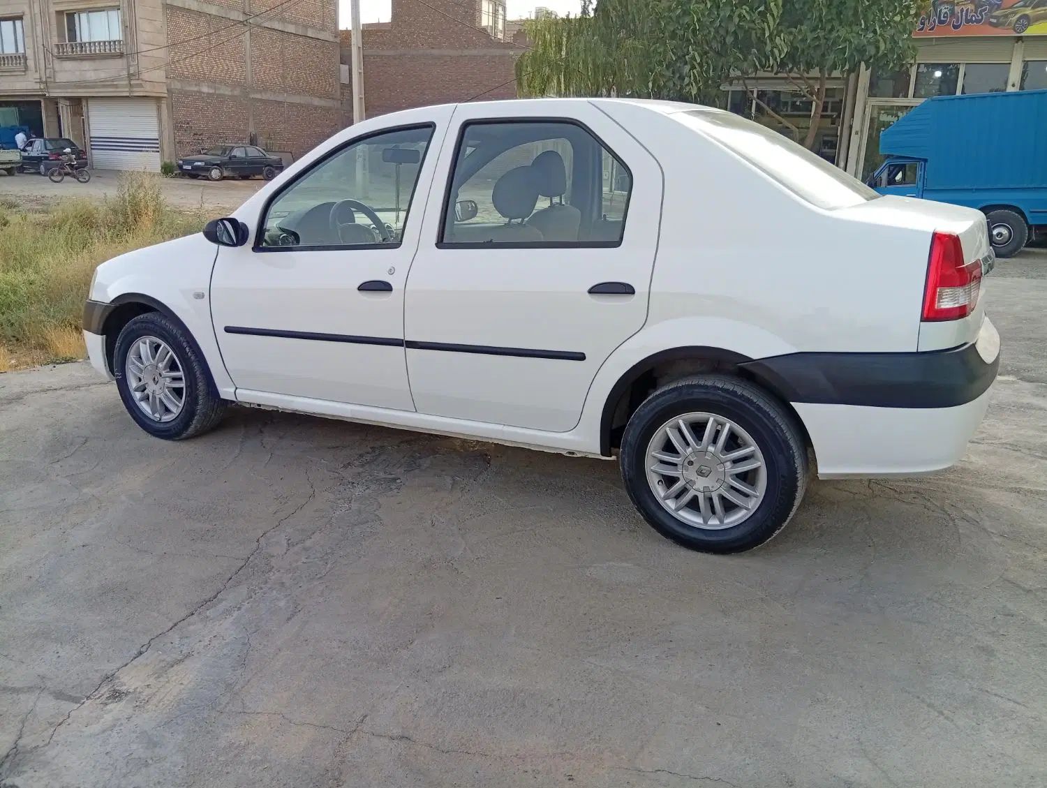 رنو تندر 90 E2 - 1393