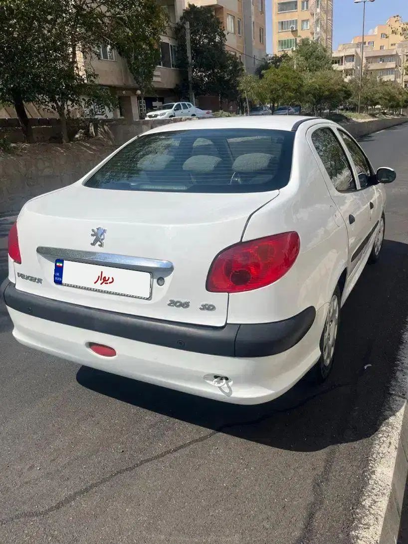 پژو ۲۰۶ صندوق دار v8 - 1395