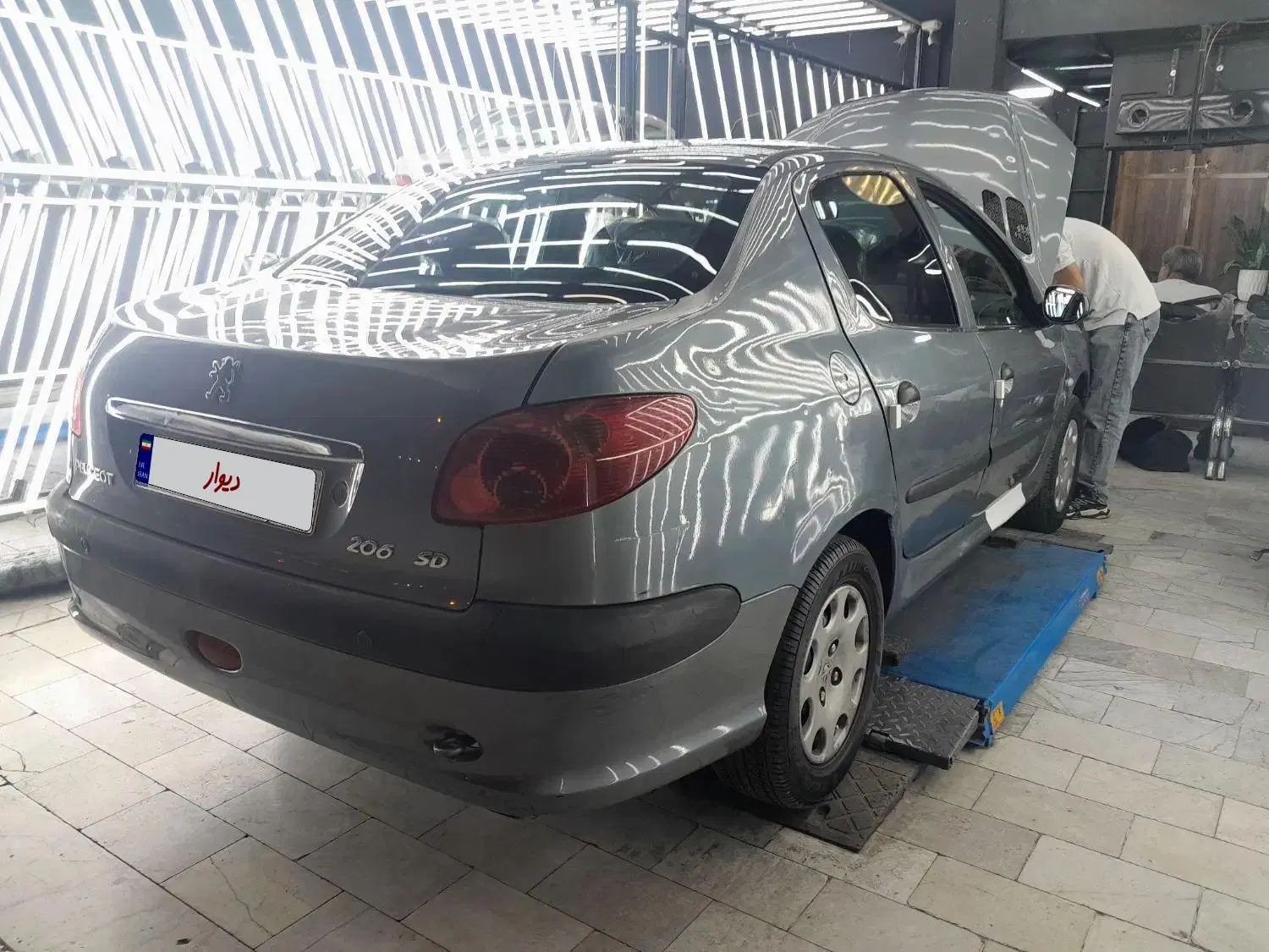 پژو ۲۰۶ صندوق دار v8 - 1395