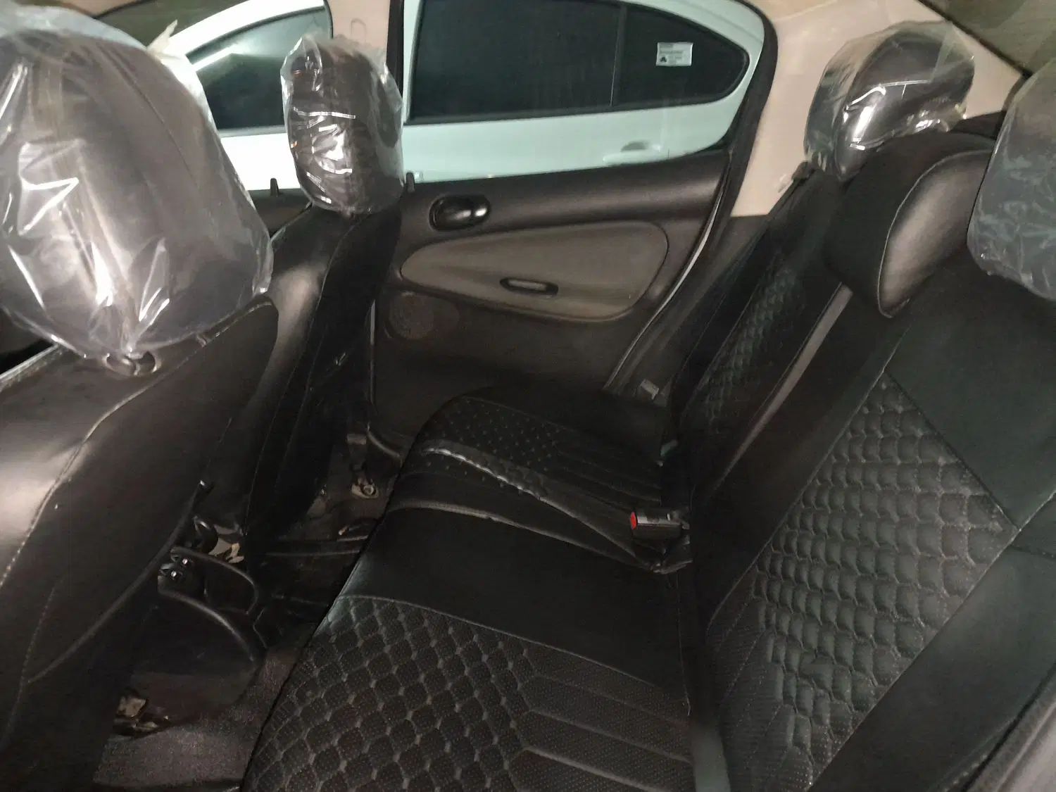 پژو ۲۰۶ صندوق دار v8 - 1395