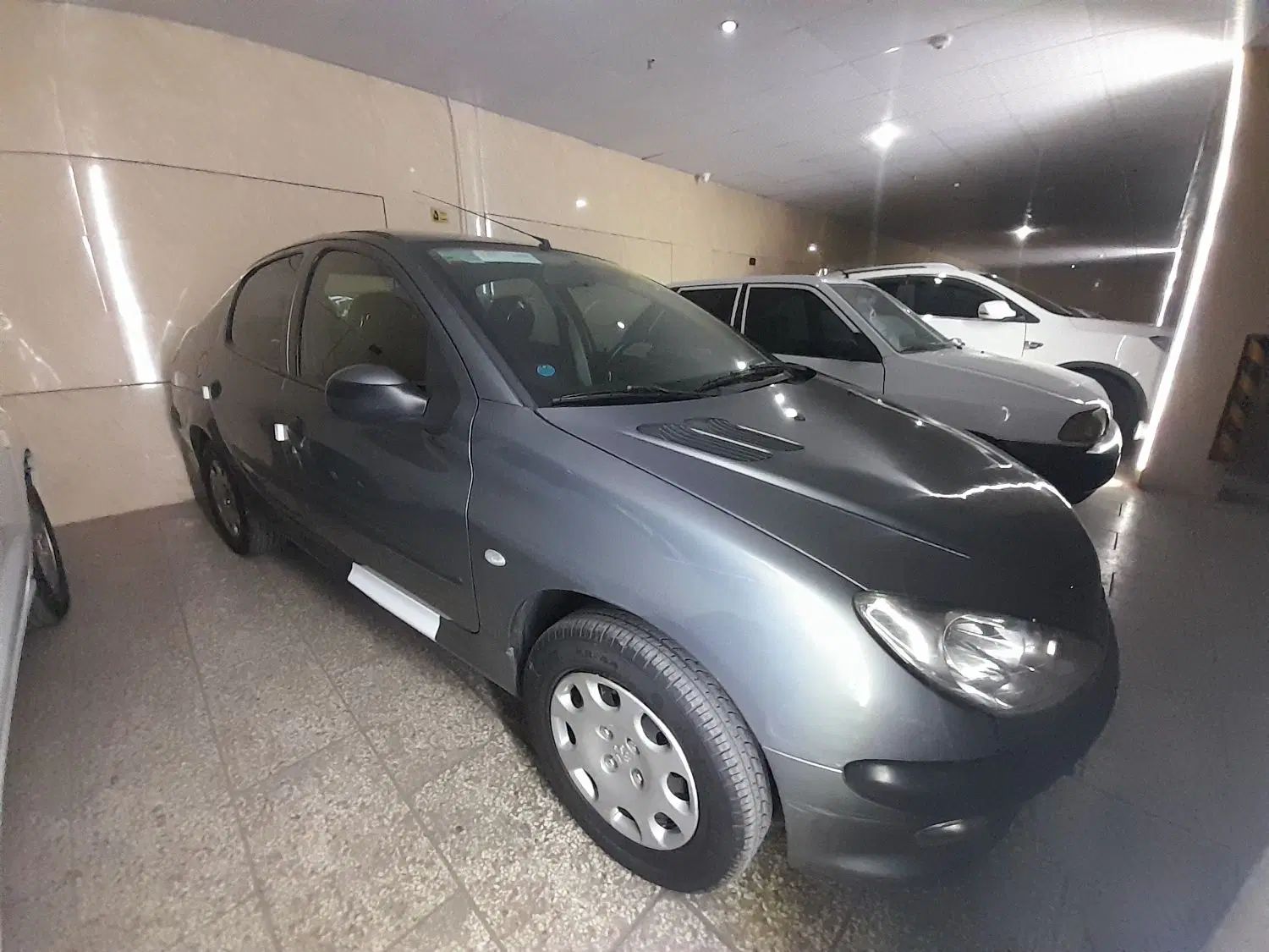 پژو ۲۰۶ صندوق دار v8 - 1395