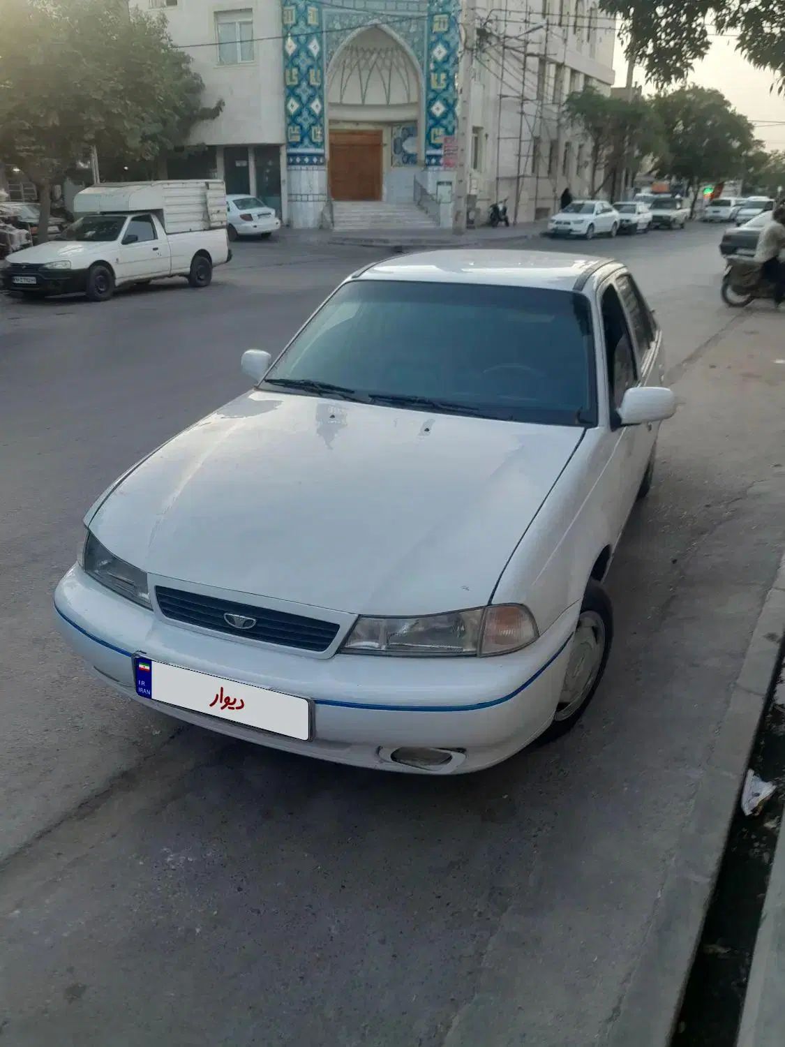 دوو سیلو سدان - 1381