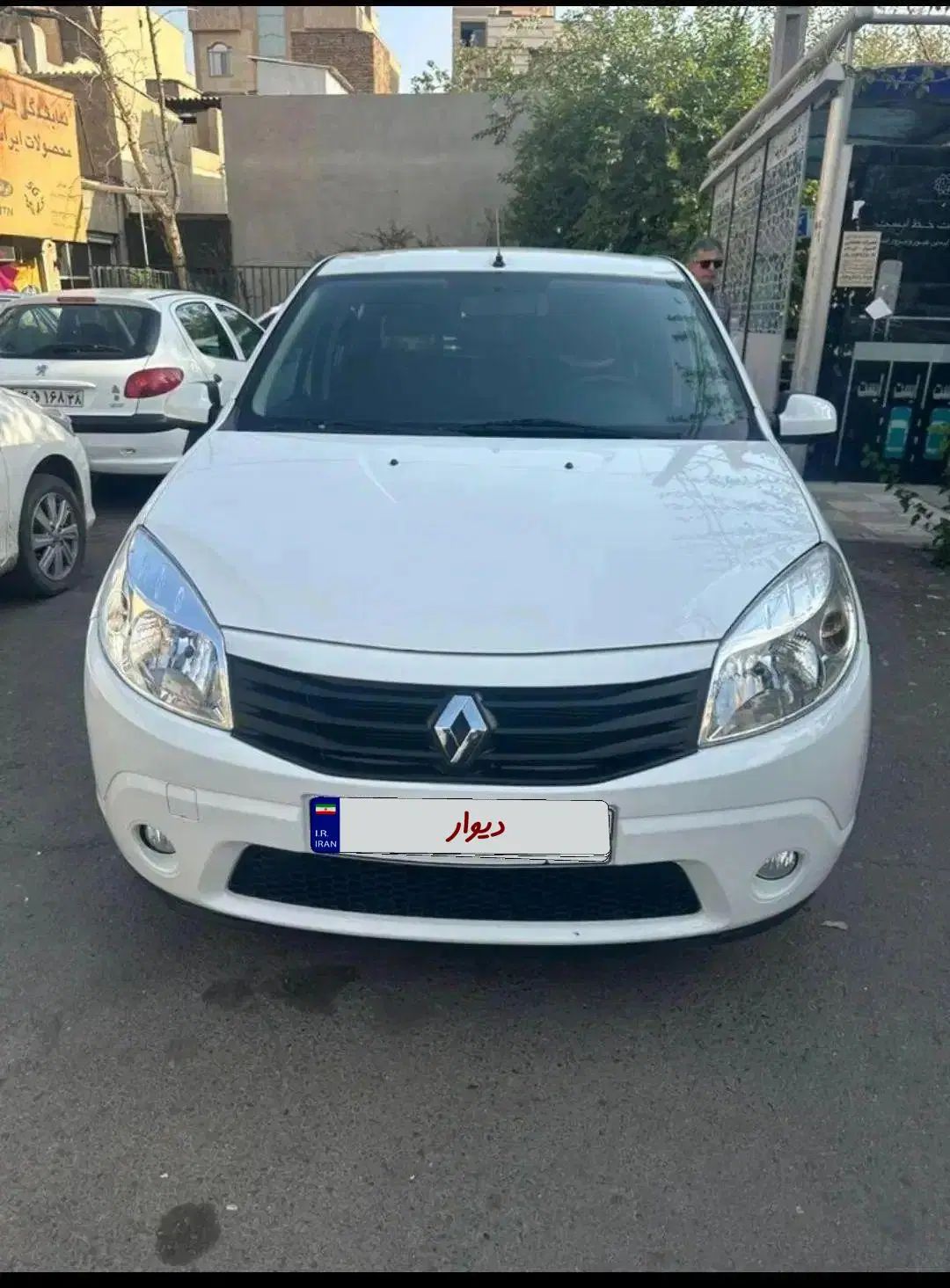 خودرو رنو، ساندرو آگهی ann_20061056
