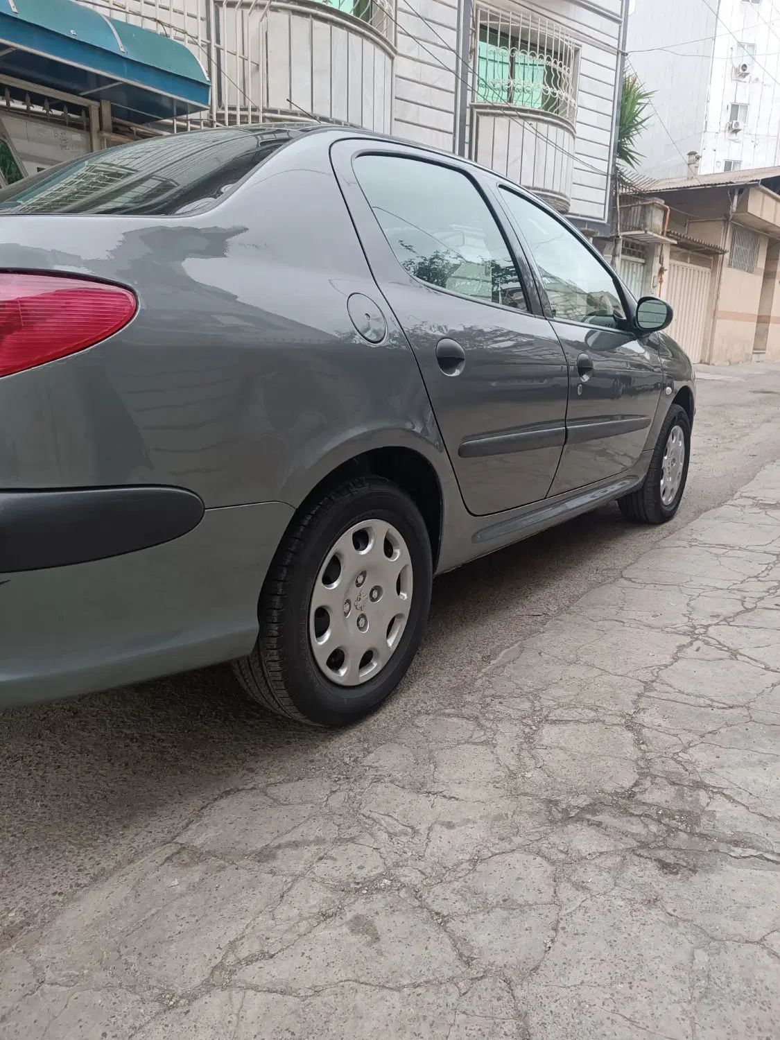 پژو ۲۰۶ صندوق دار v8 - 1395