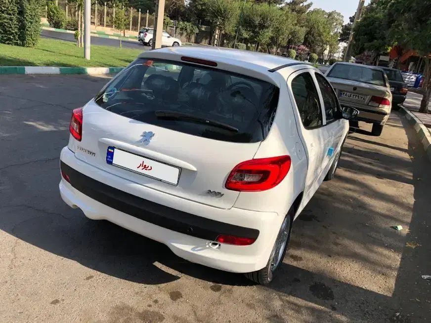 پژو 207 اتوماتیک TU5P - 1404