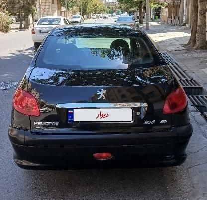 خودرو پژو، ۲۰۶ صندوق دار آگهی ann_20061797