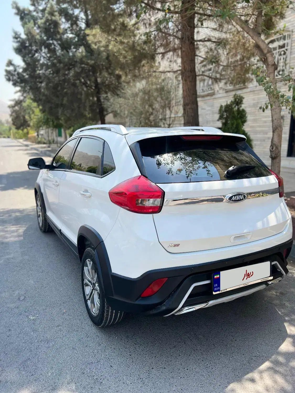 ام وی ام X22 دنده‌ای لاکچری - 1397