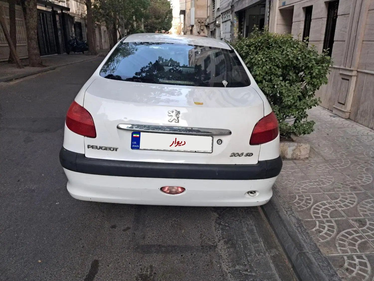 پژو ۲۰۶ صندوق دار v8 - 1389
