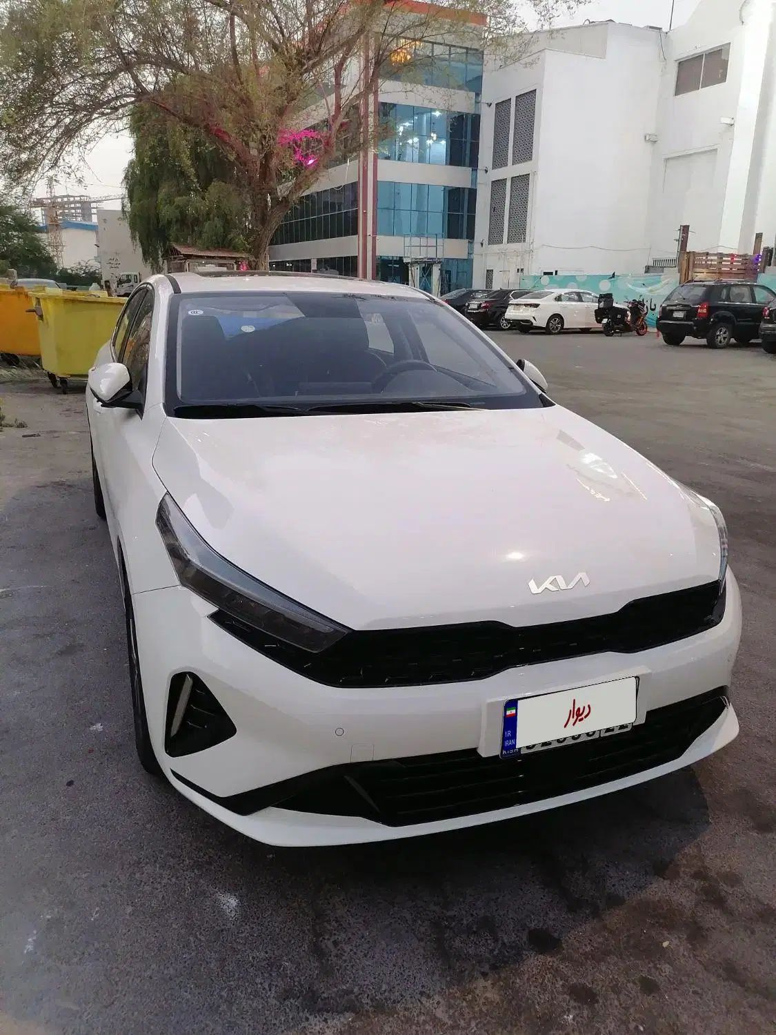کیا ریو هاچ بک فول UB - 2015