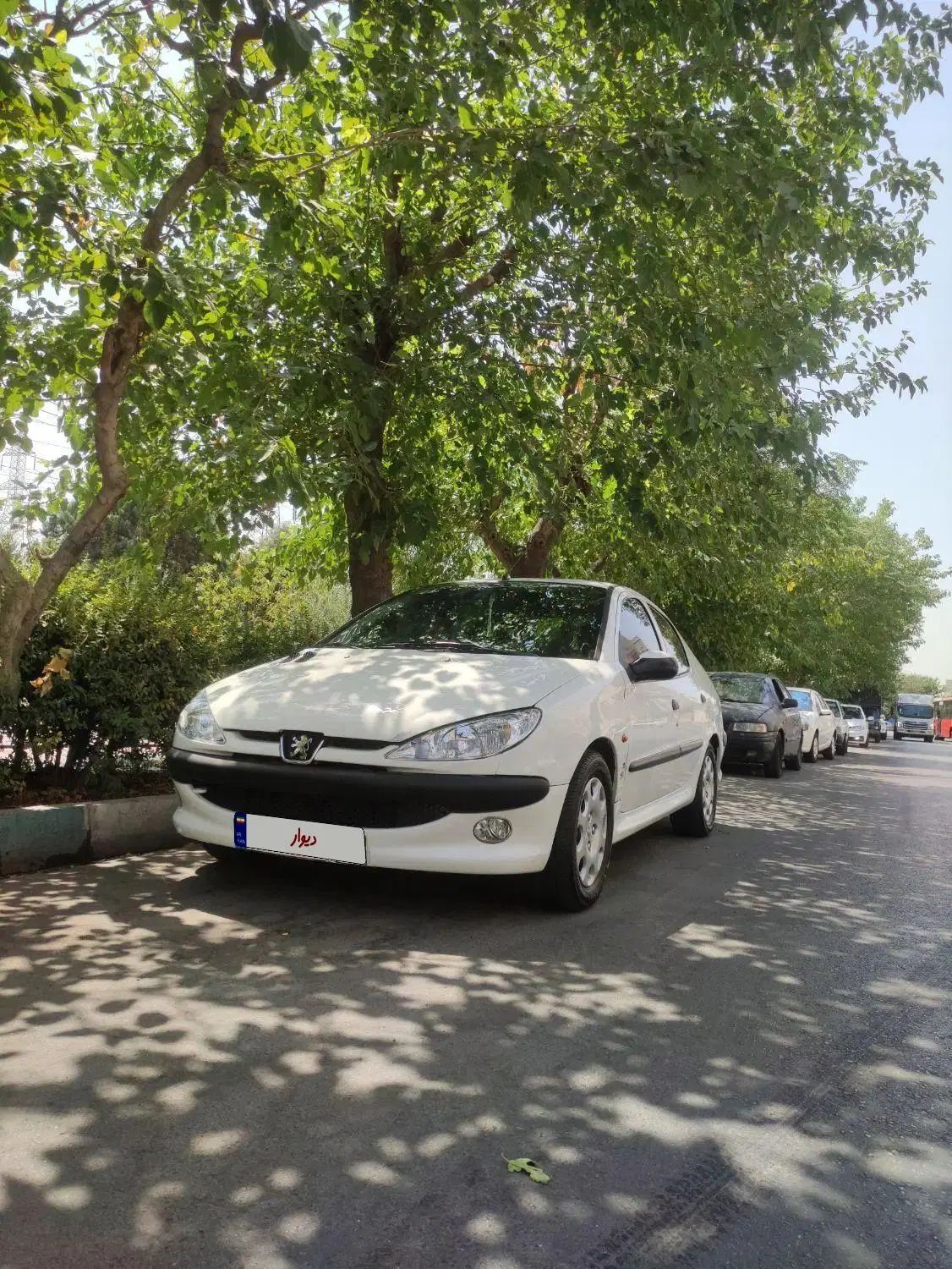 پژو ۲۰۶ صندوق دار v8 - 1394