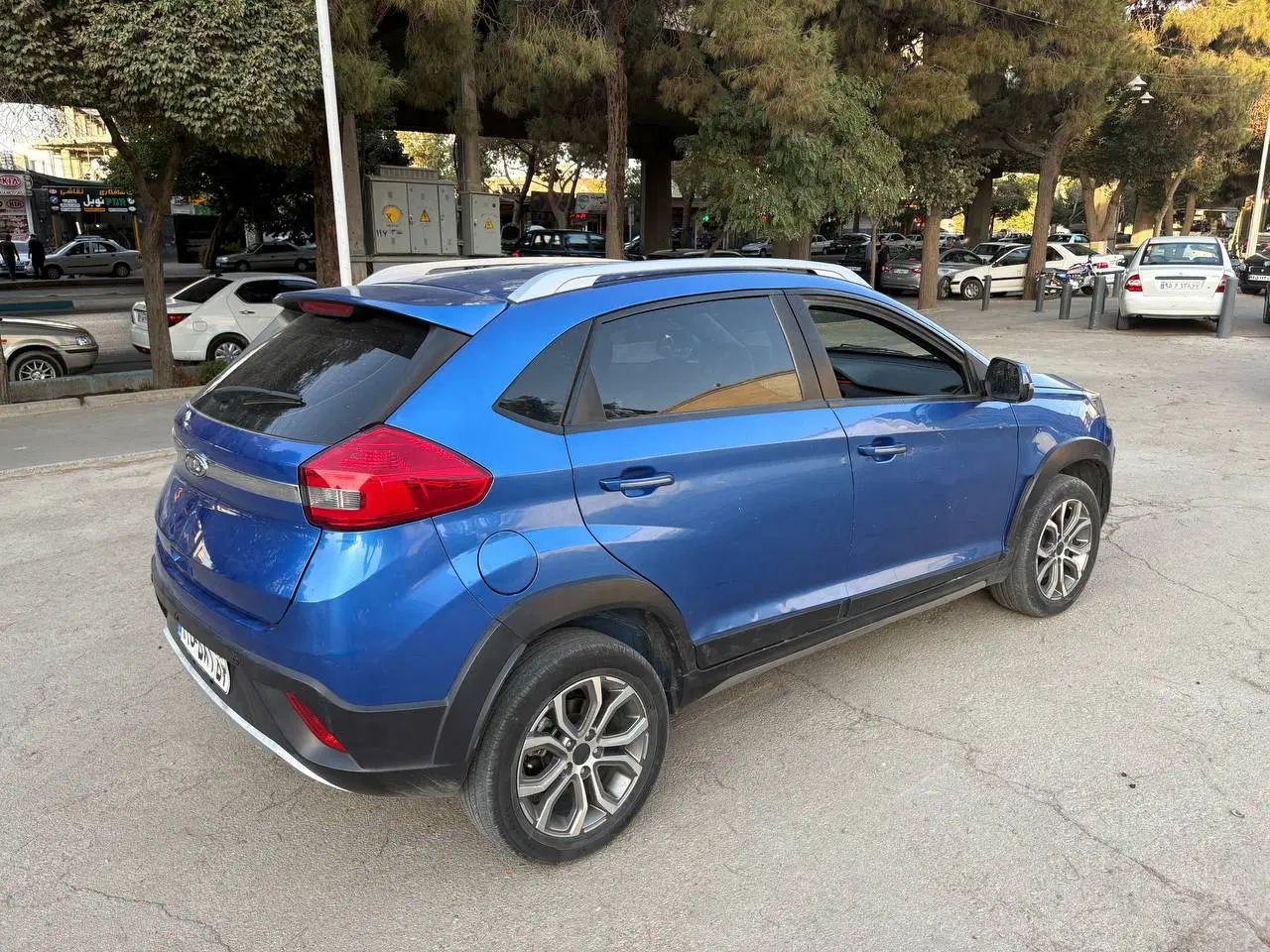 ام وی ام X22 دنده‌ای لاکچری - 1396