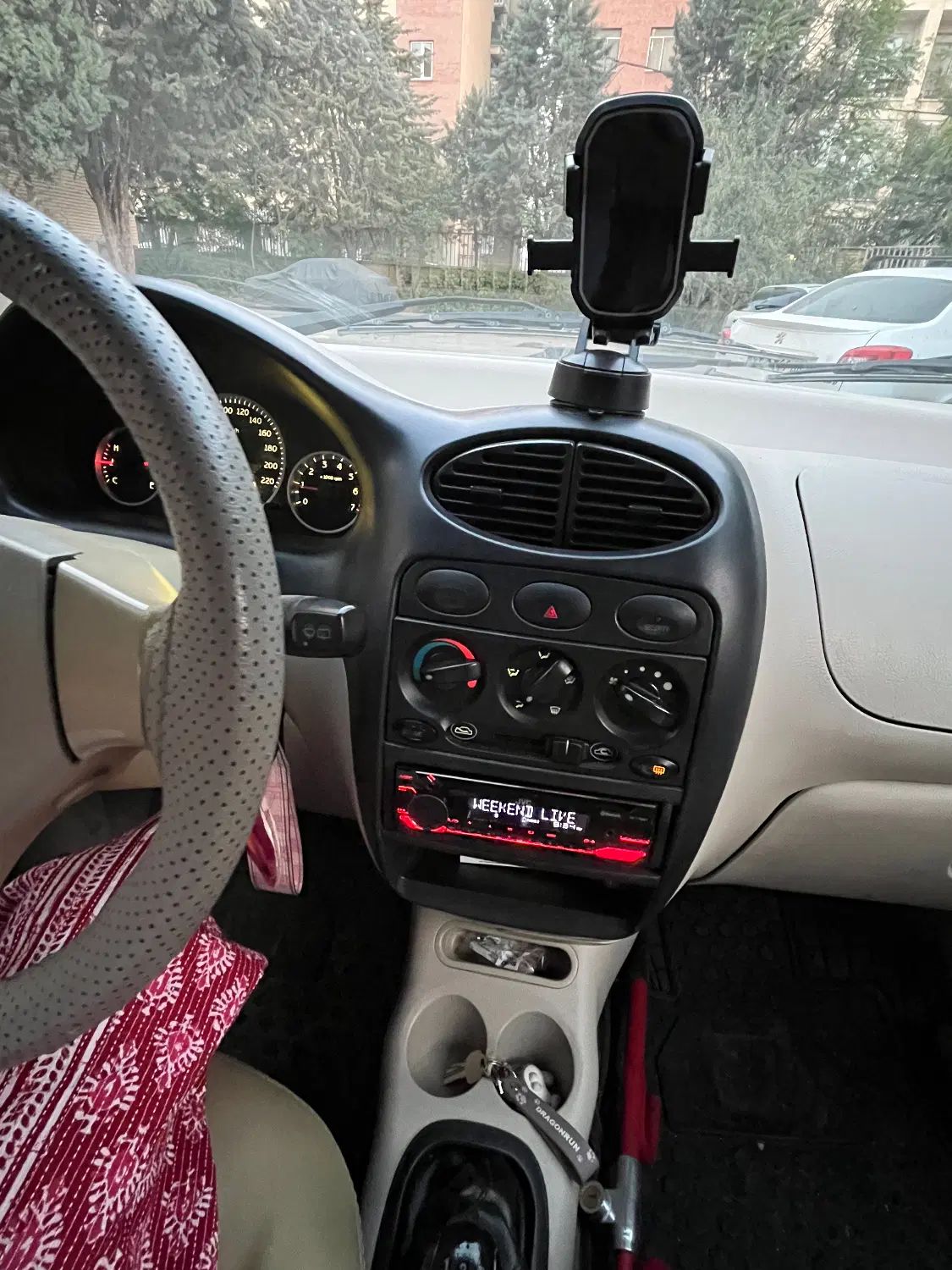 ام وی ام 110 چهار سیلندر دنده ای - 1394
