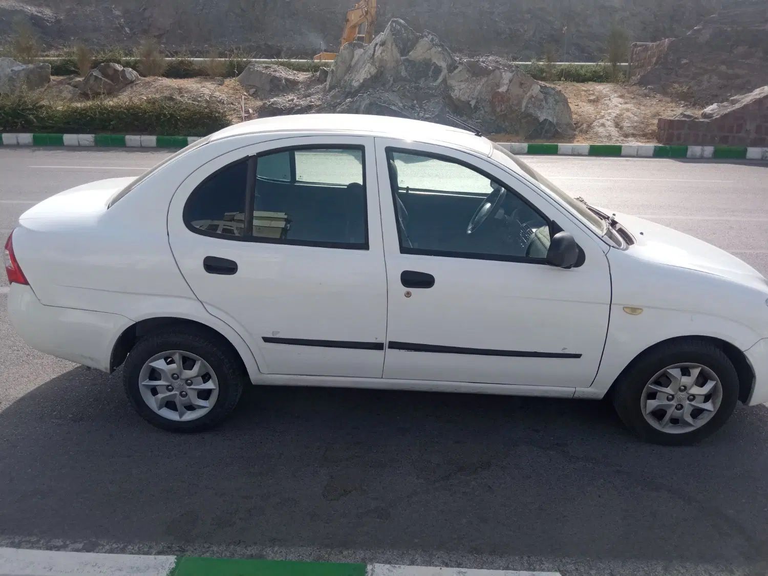تیبا صندوق دار SX - 1395