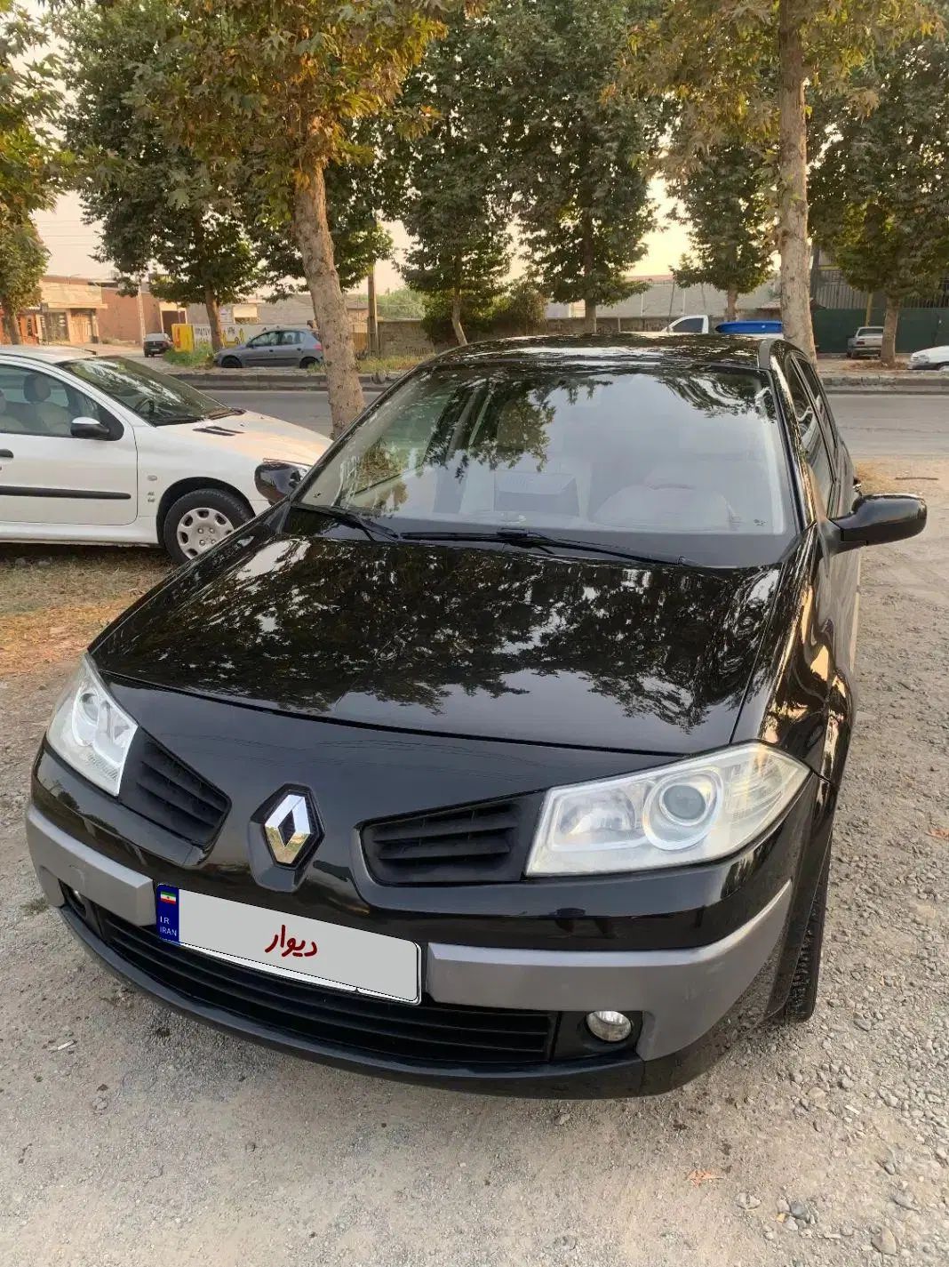 رنو مگان پارس خودرو 1600 E2 - 1389