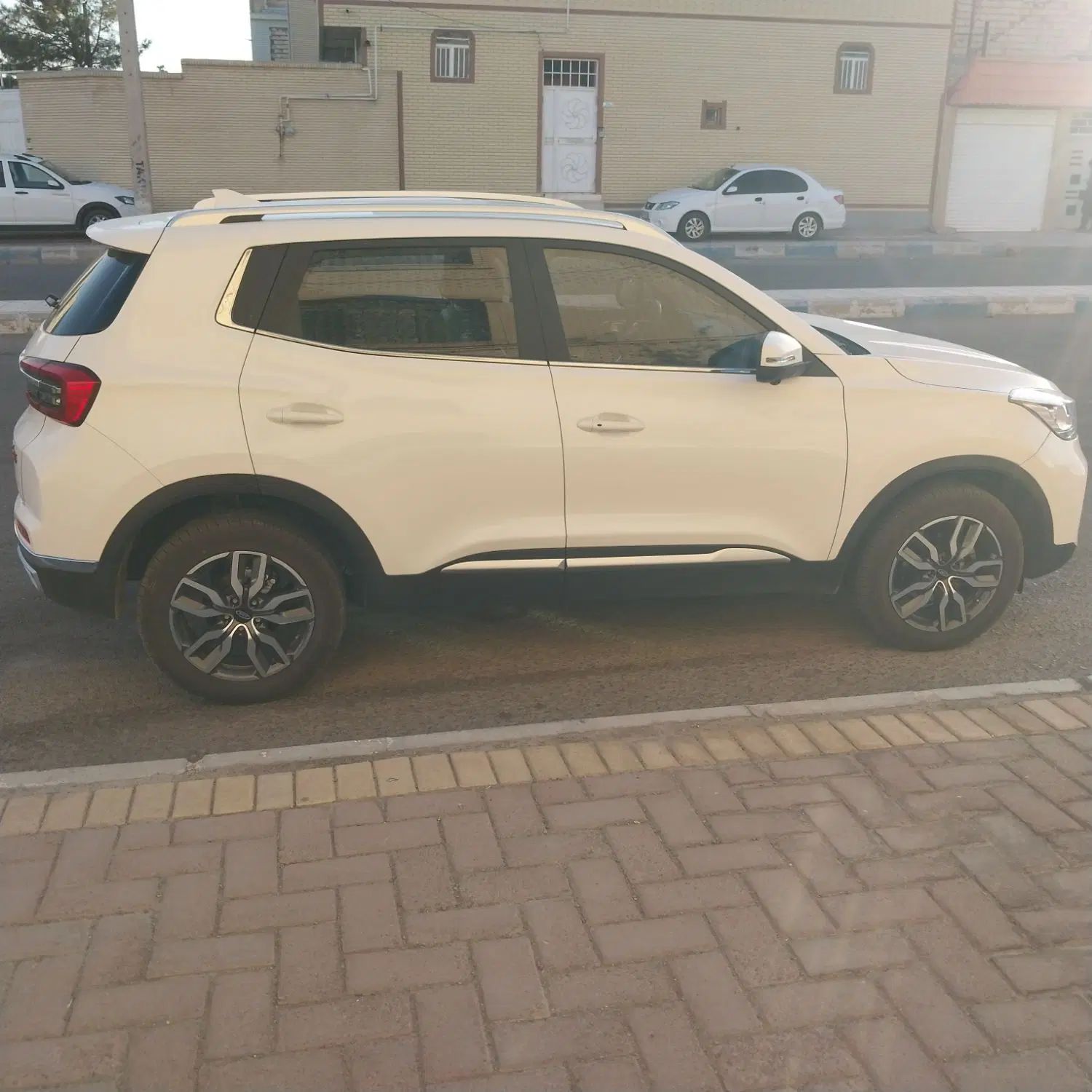 ام وی ام X55 اکسلنت - 1400