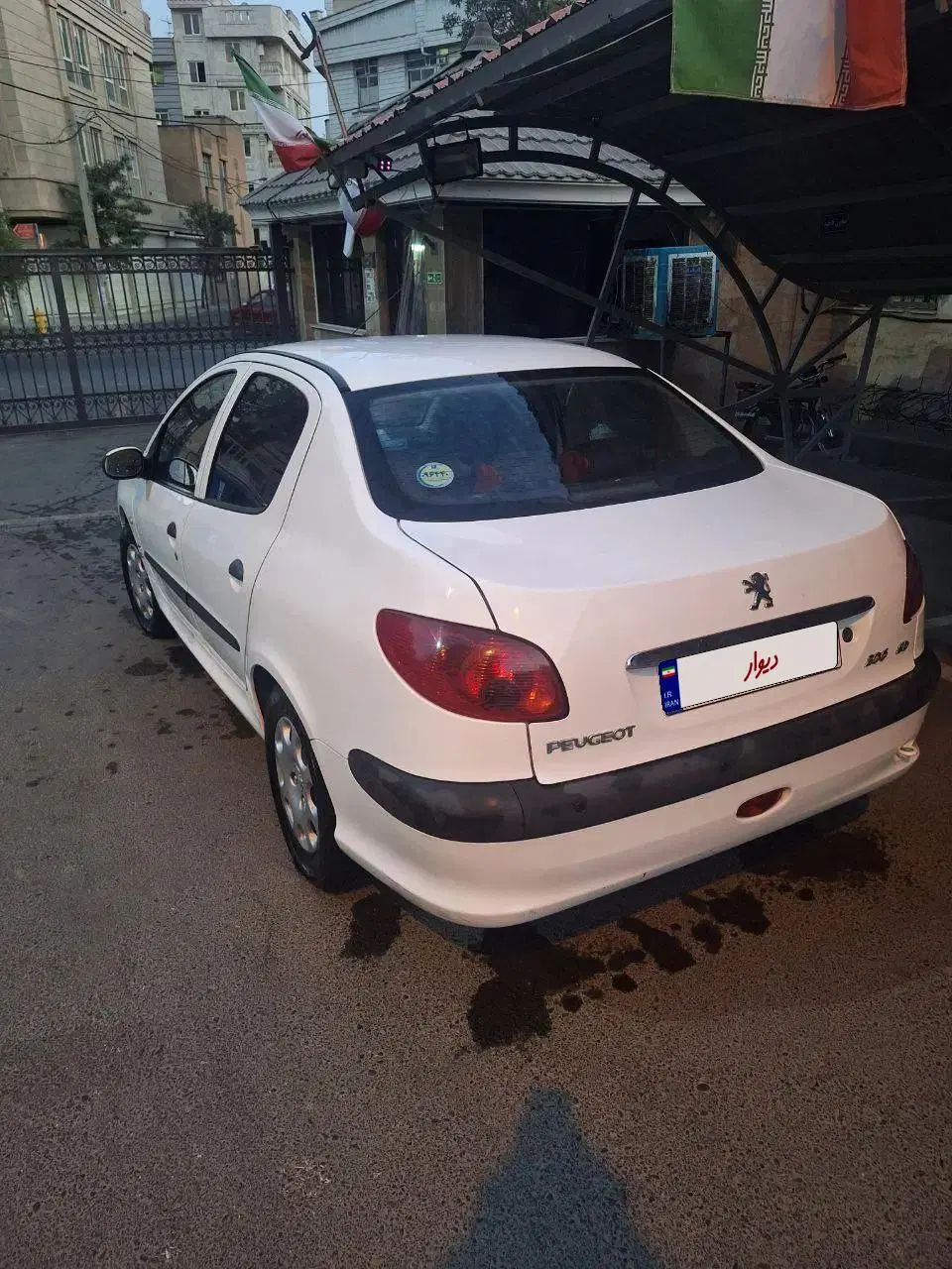 پژو ۲۰۶ صندوق دار v8 - 1400