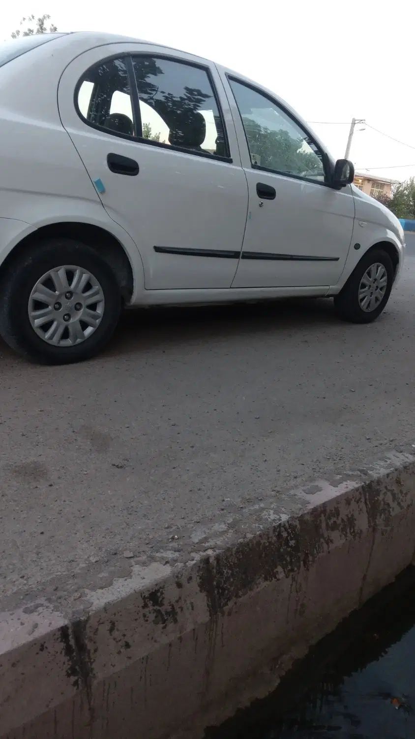 تیبا صندوق دار SX - 1395
