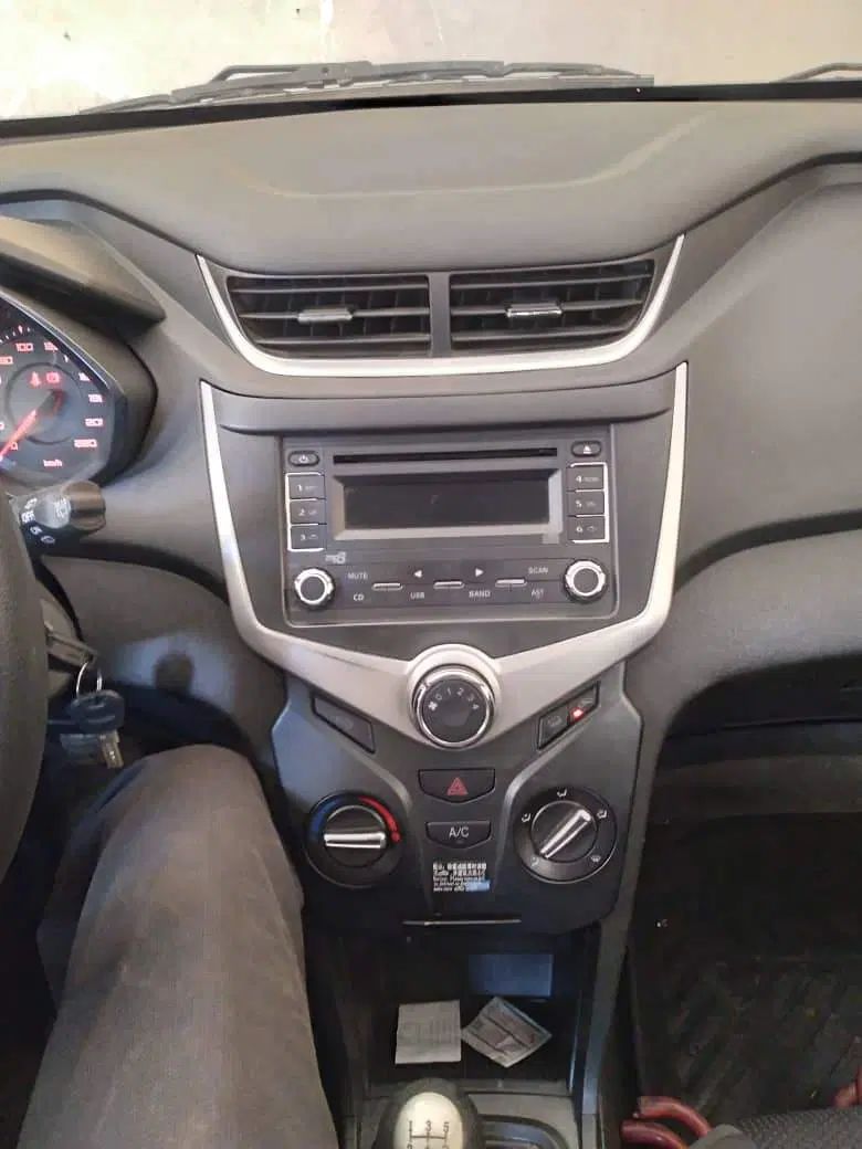 ام وی ام 315 هاچ بک ساده دنده ای - 1394