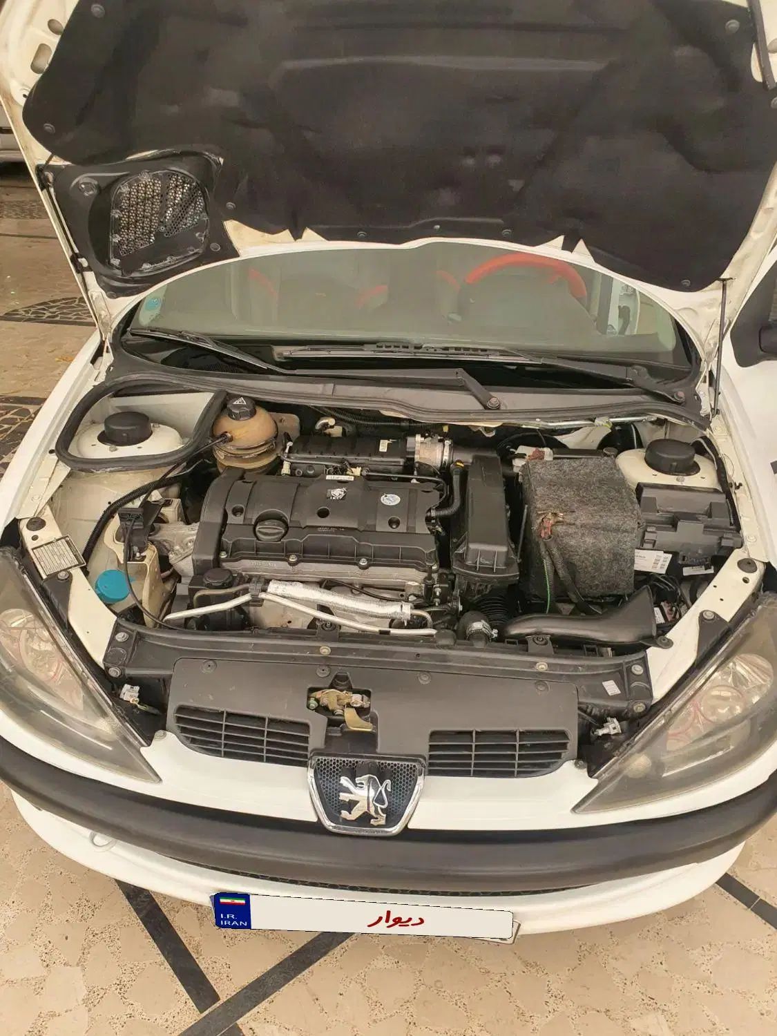 پژو ۲۰۶ صندوق دار v8 - 1399
